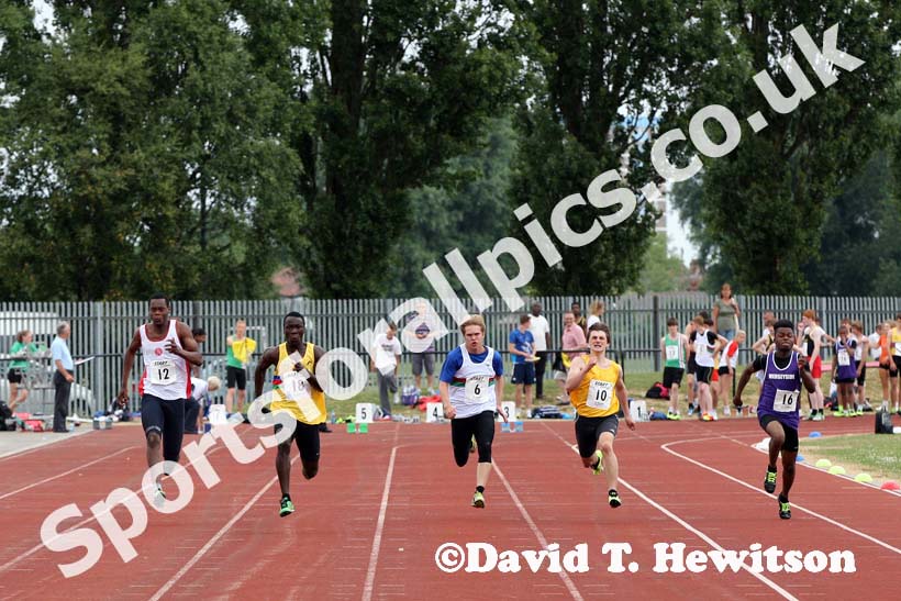 100 metres 02